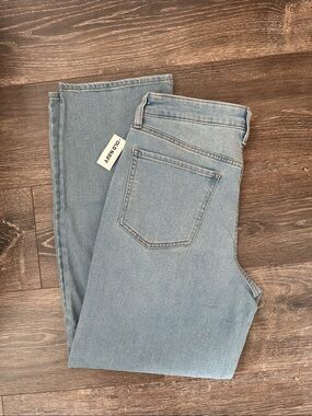 Old Navy Women's Light Wash Straight-Leg Jeans